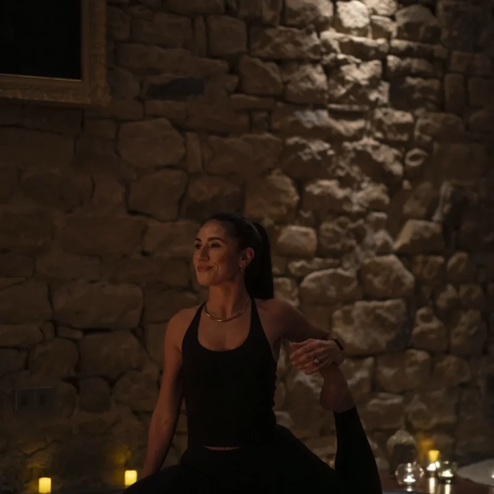 2026-02-06_Candlelight-Yoga-Wine_UniqueGym_Bassermann-Jordan119 Kopie 2